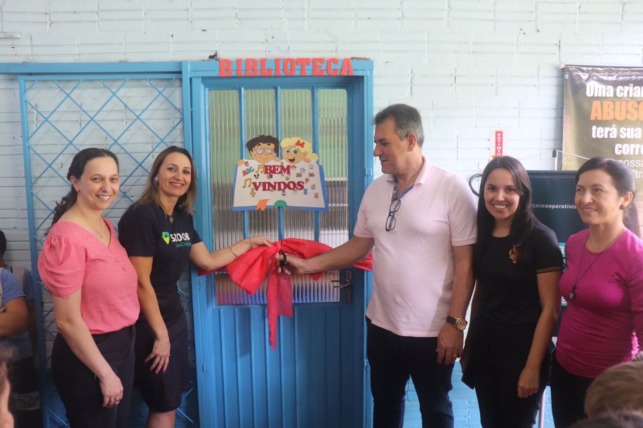 Nova Biblioteca é inaugurada na Escola do Tempo Integral em Águas Frias (Foto: Ascom)