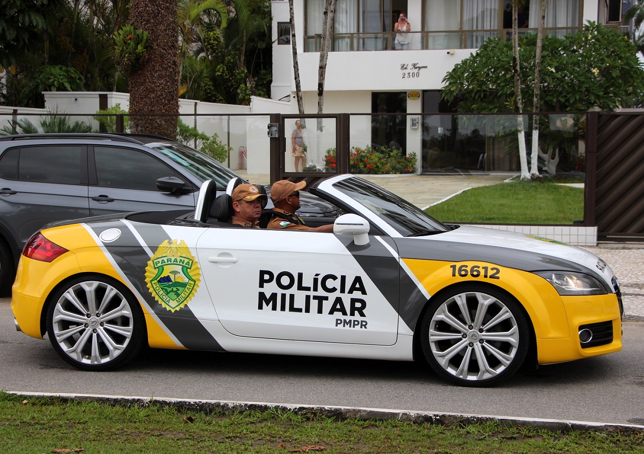 Audi, Camaro, Porsche: carros de luxo são usados pela PM do Paraná