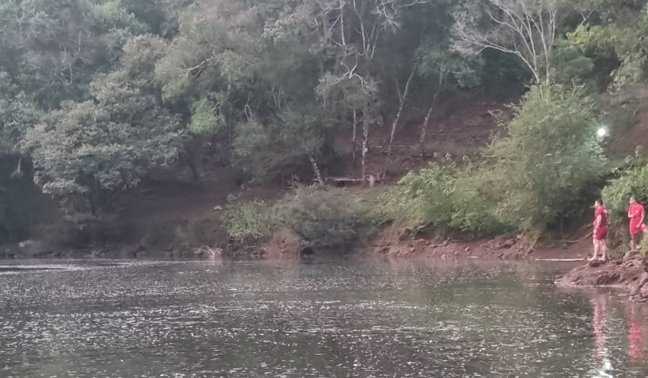 Dois homens morrem afogados no Rio Irani, em Chapecó 