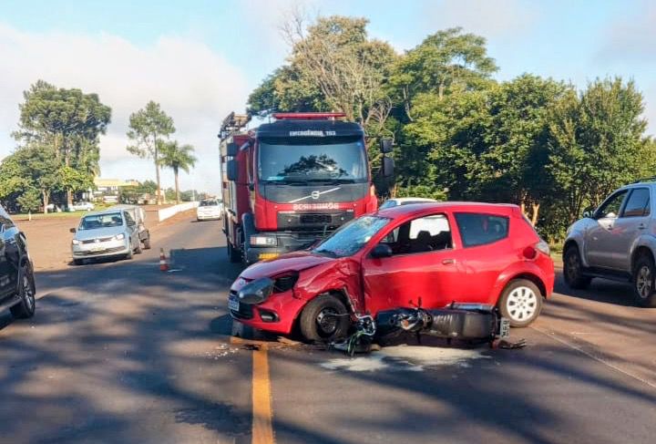 Motociclista fica ferido em colisão na BR-282; assista!