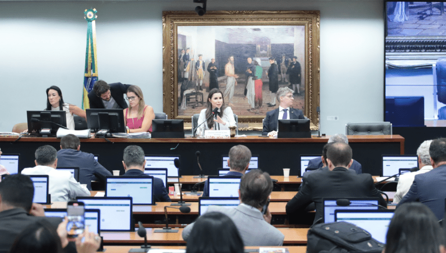 CCJ é comandada pela deputada catarinense Caroline de Toni (Foto: Bruno Spada/Câmara dos Deputados)