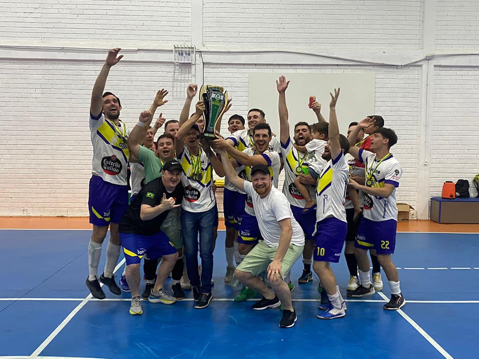 Campeão do força livre  (Foto: Divulgação)