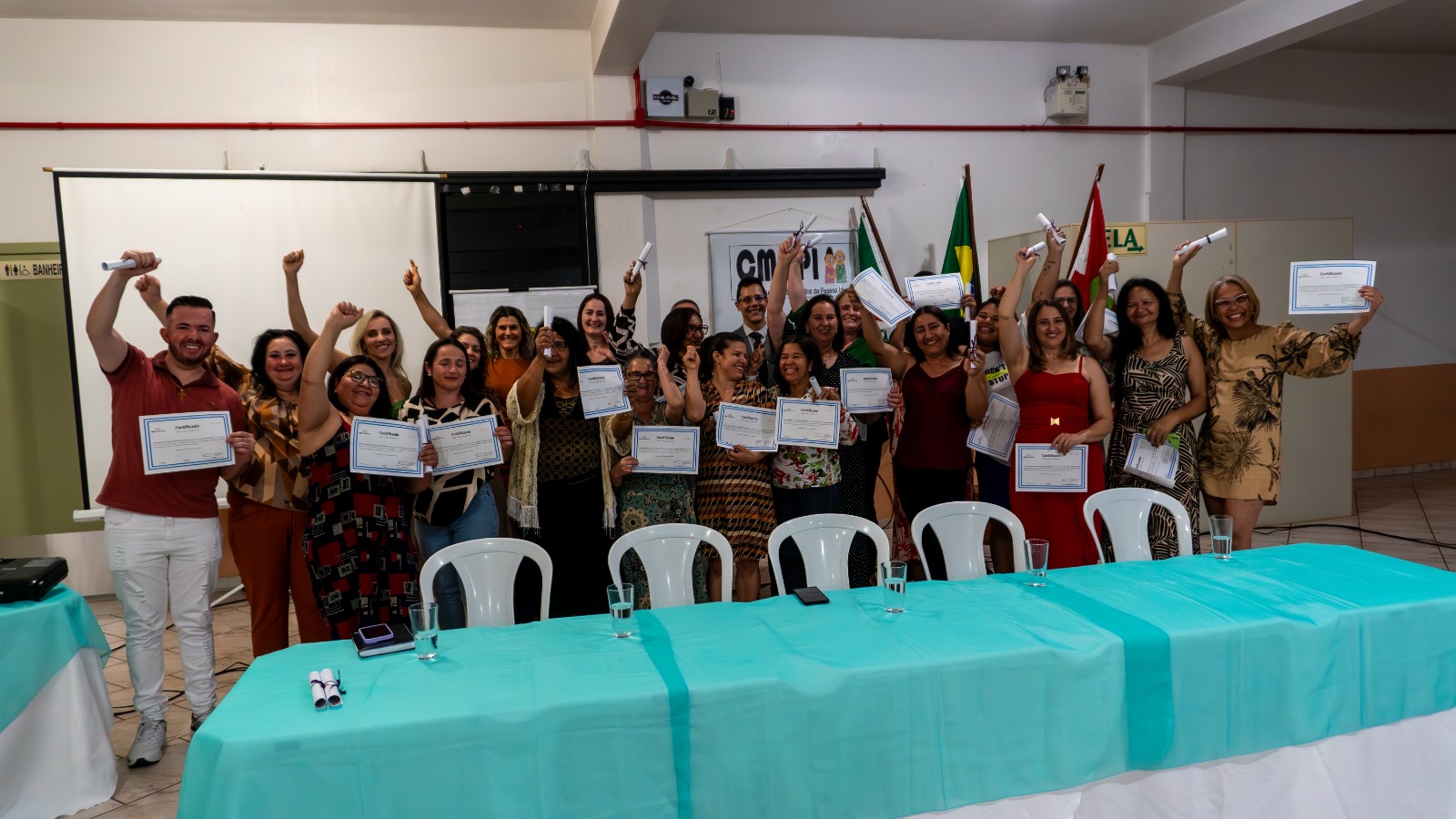 Formada a primeira turma de cuidadores de idosos em Pinhalzinho