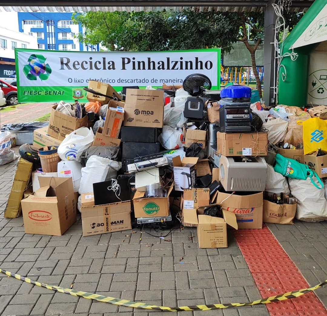 Mais de 3 mil kg de lixos são recolhidos no 14º Recicla Pinhalzinho 