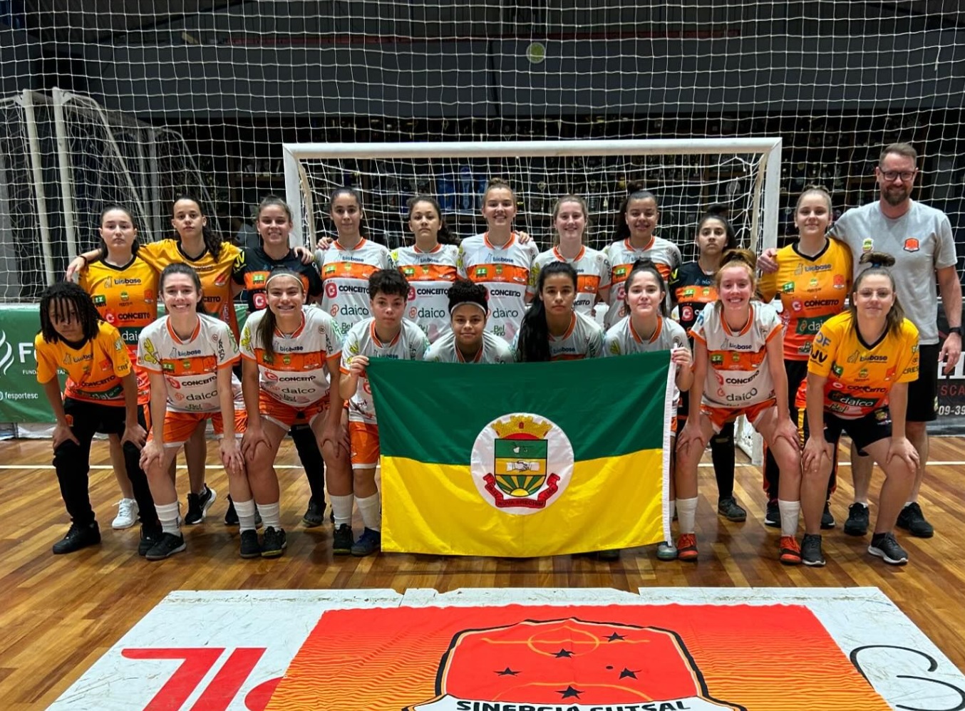 Nova Erechim é campeão no futsal feminino da Olesc (Foto: Divulgação)