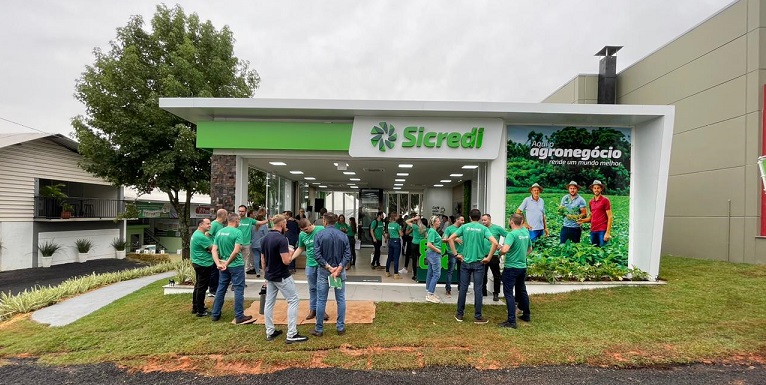 Sicredi inaugura espaço exclusivo no Itaipu Rural Show