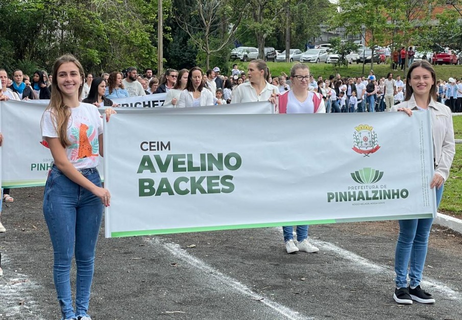 Desfile Cívico de 2023 em Pinhaliznho, no Campo Municipal  (Foto: Divulgação)