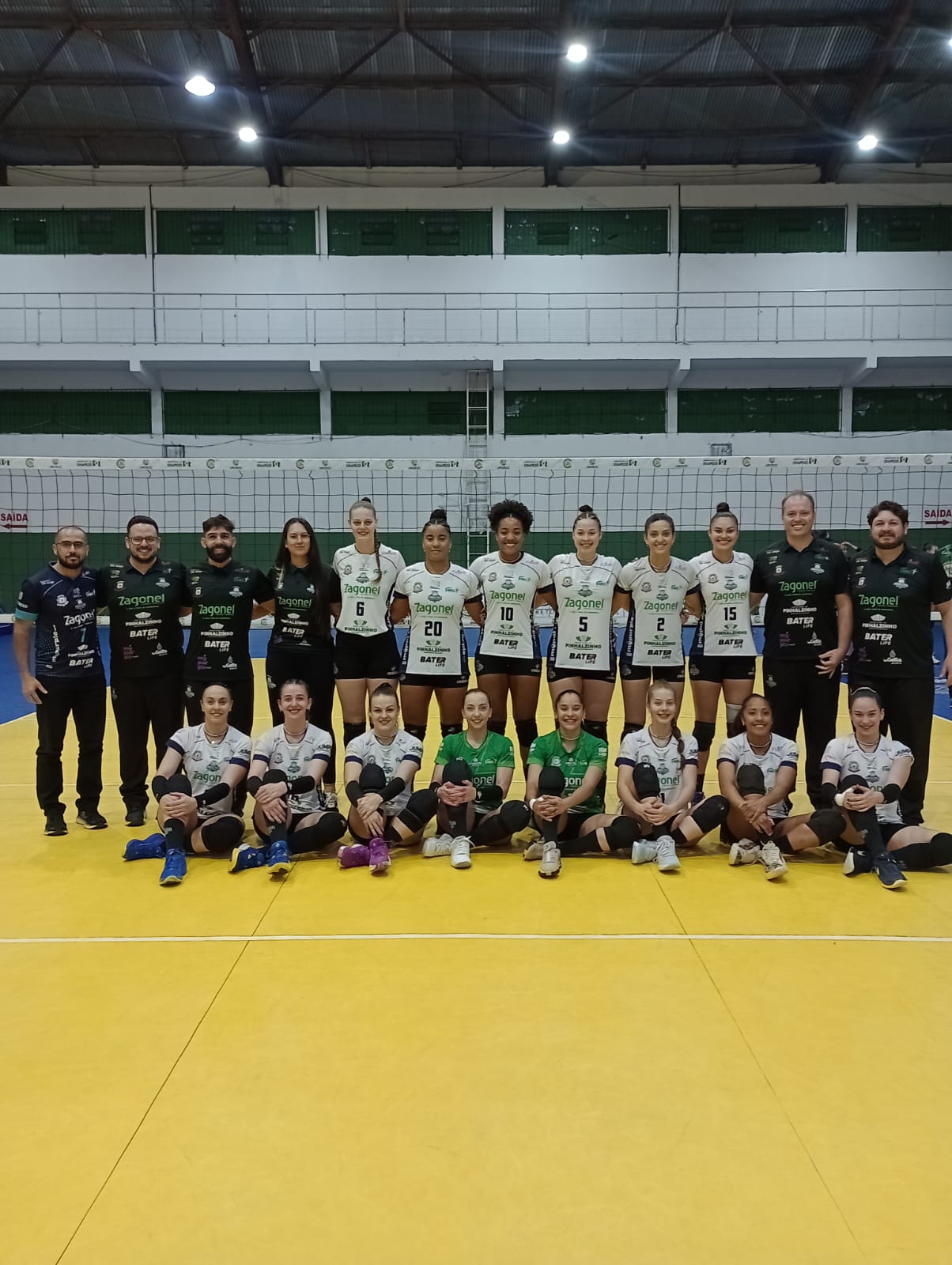 Pinhalense/Zagonel Voleibol vence jogo de ida da semifinal do estadual