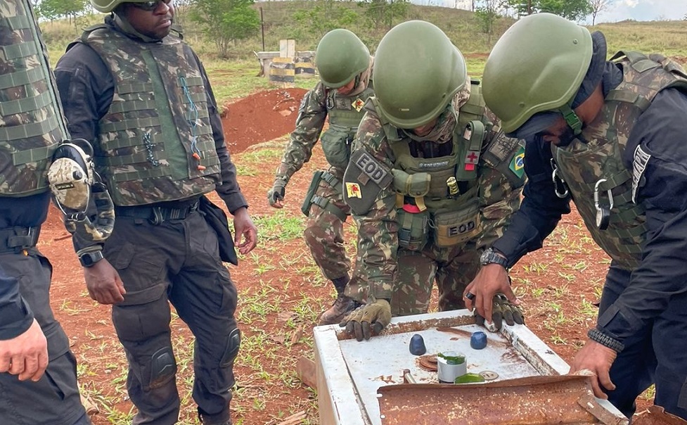 Curso de explosivos de guerra aconteceu em Minas Gerais (Foto: Polícia Civil)