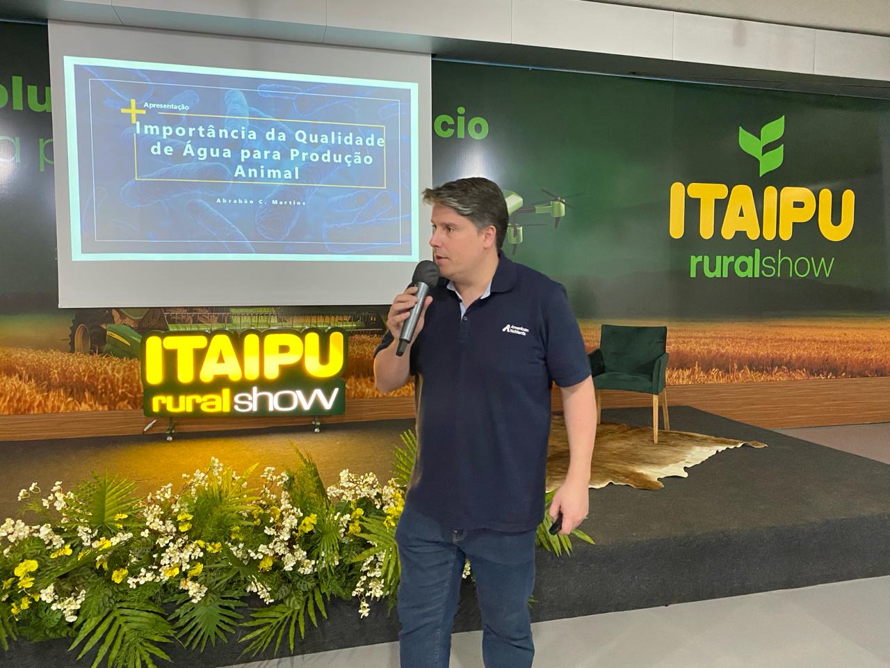 Especialista fala sobre qualidade da água para os animais o Itaipu Rural Show