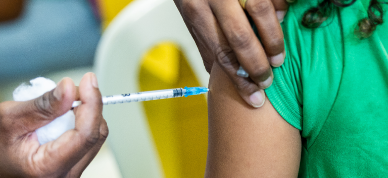 Vacinação contra a influenza é liberada para toda a população em Pinhalzinho  