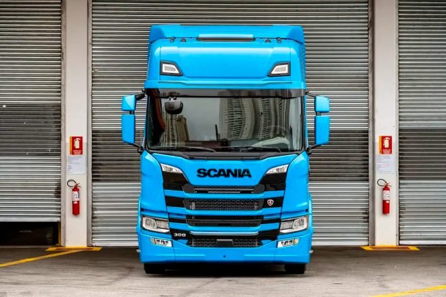 Scania apresenta carreta elétrica fabricada na Suécia