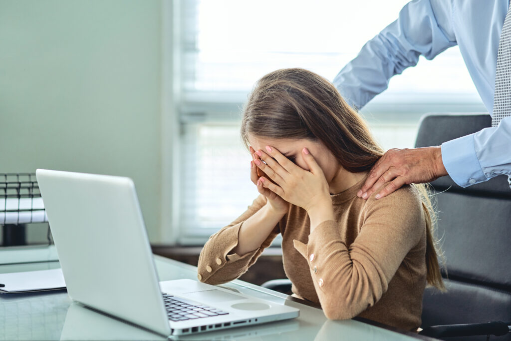 Assédio Moral e Sexual vem ganhando grandes proporção em todo o país (Foto: Reprodução/Internet)