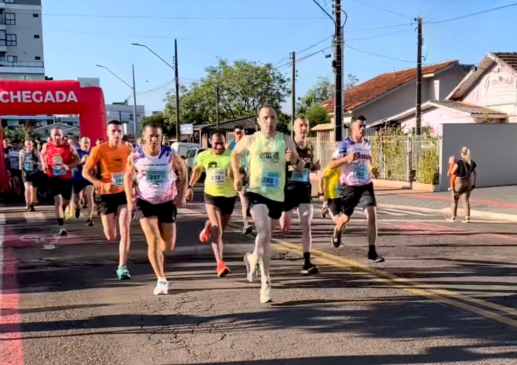 Evento solidário reúne 430 corredores