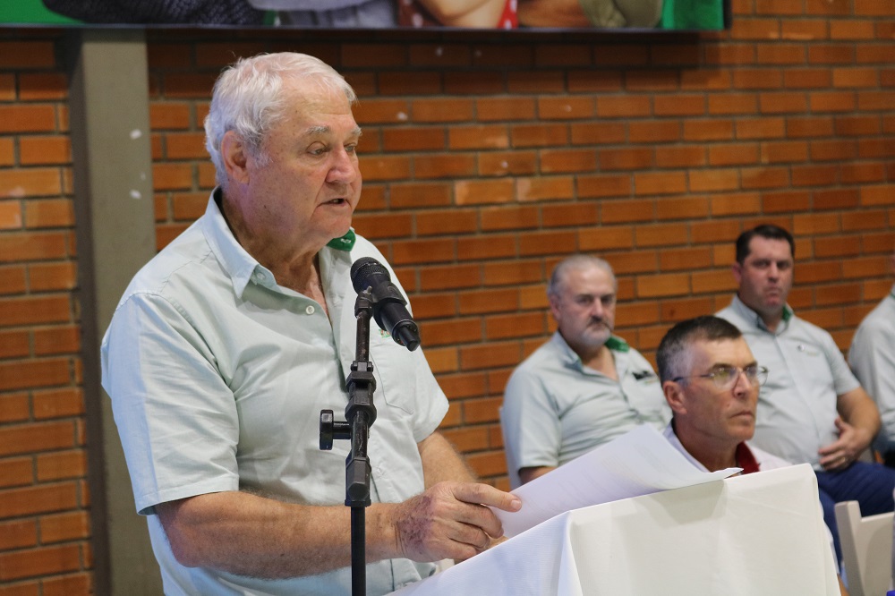 Presidente Samuel Thiesen foi reeleito para o cargo (Foto: Henrique Paulo Koch)