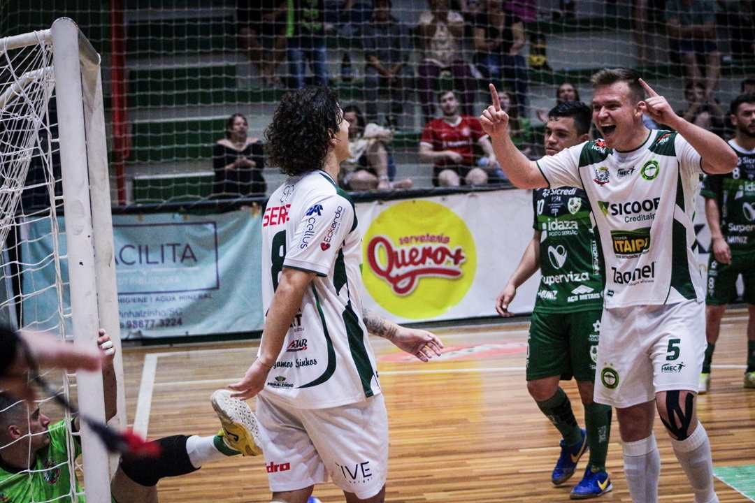 Pinhalense Futsal coloca ingressos a venda para duelo no sábado (26)