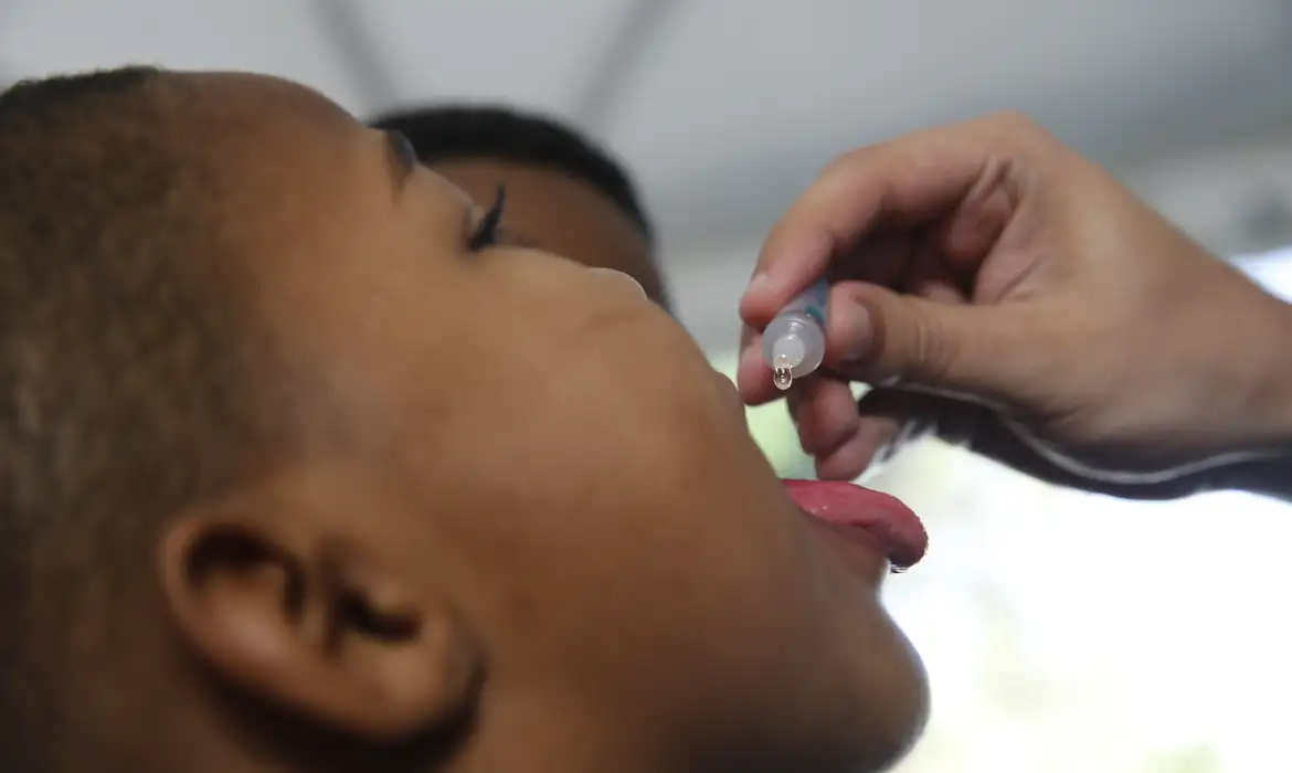 Mesmo após Dia D, vacinação contra Poliomielite está longe da meta estipulada