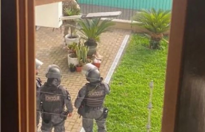 Policiamento nas proximidades da casa do atirador em Novo Hamburgo (Foto: Divulgação)