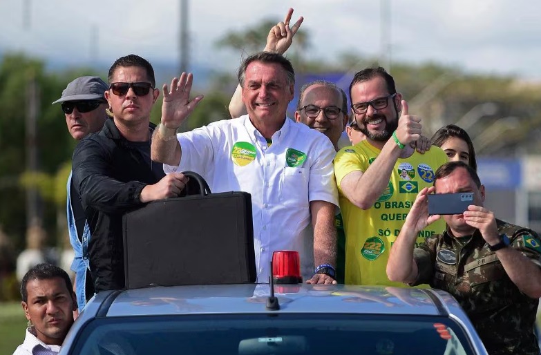 Bolsonaro durante a campanha presidencial em Santa Catarina  (Foto:  Foto: STR / AFP)