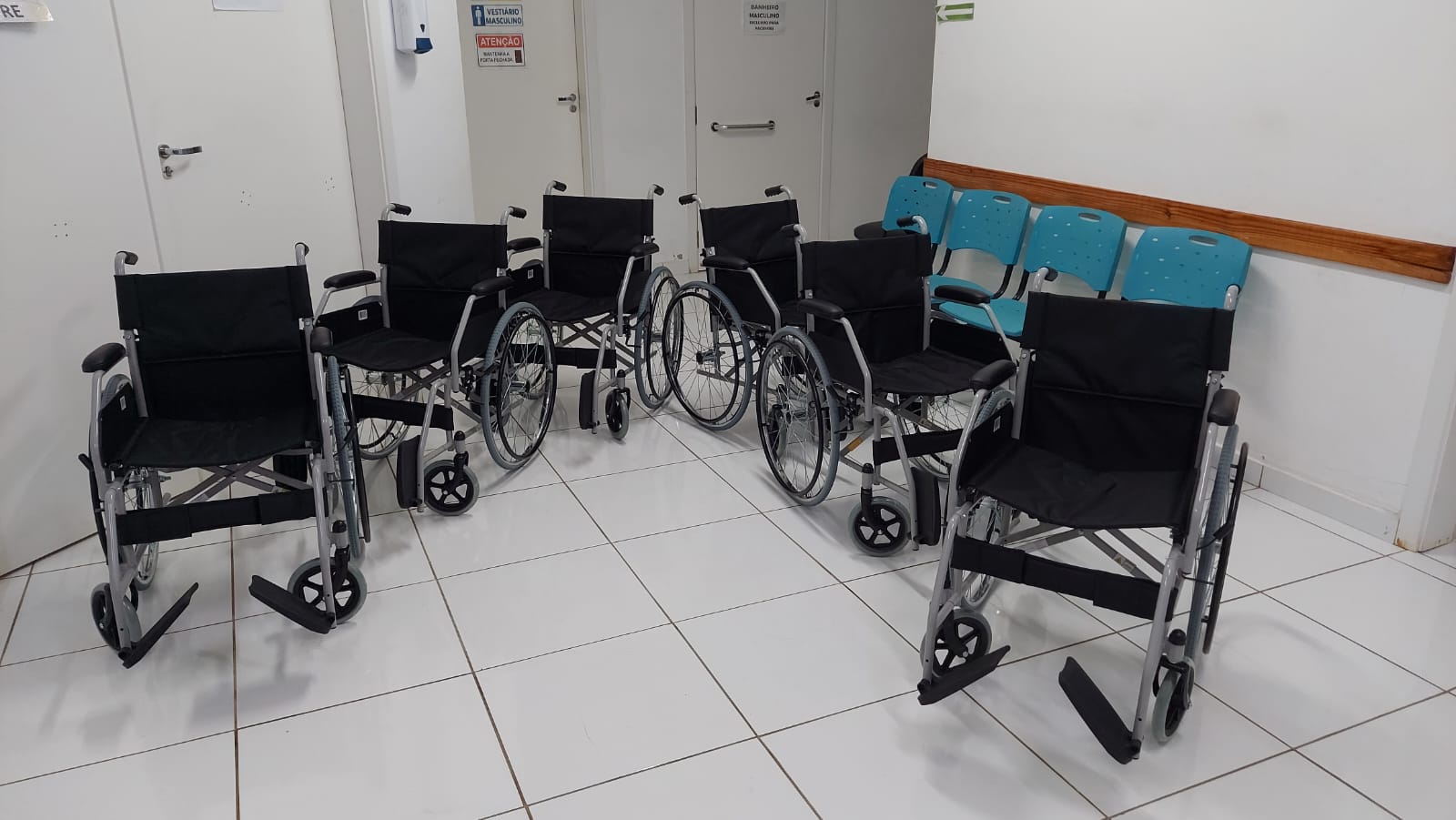 Saúde de Nova Erechim adquire novas cadeiras de rodas