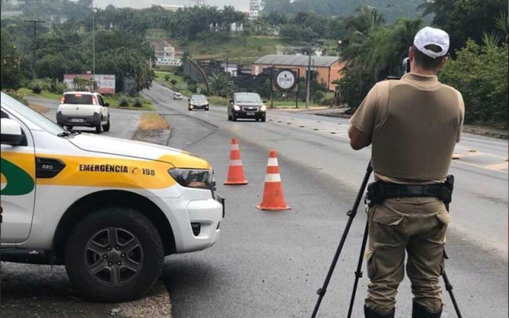 Deputados estaduais querem proibir radares móveis em Santa Catarina