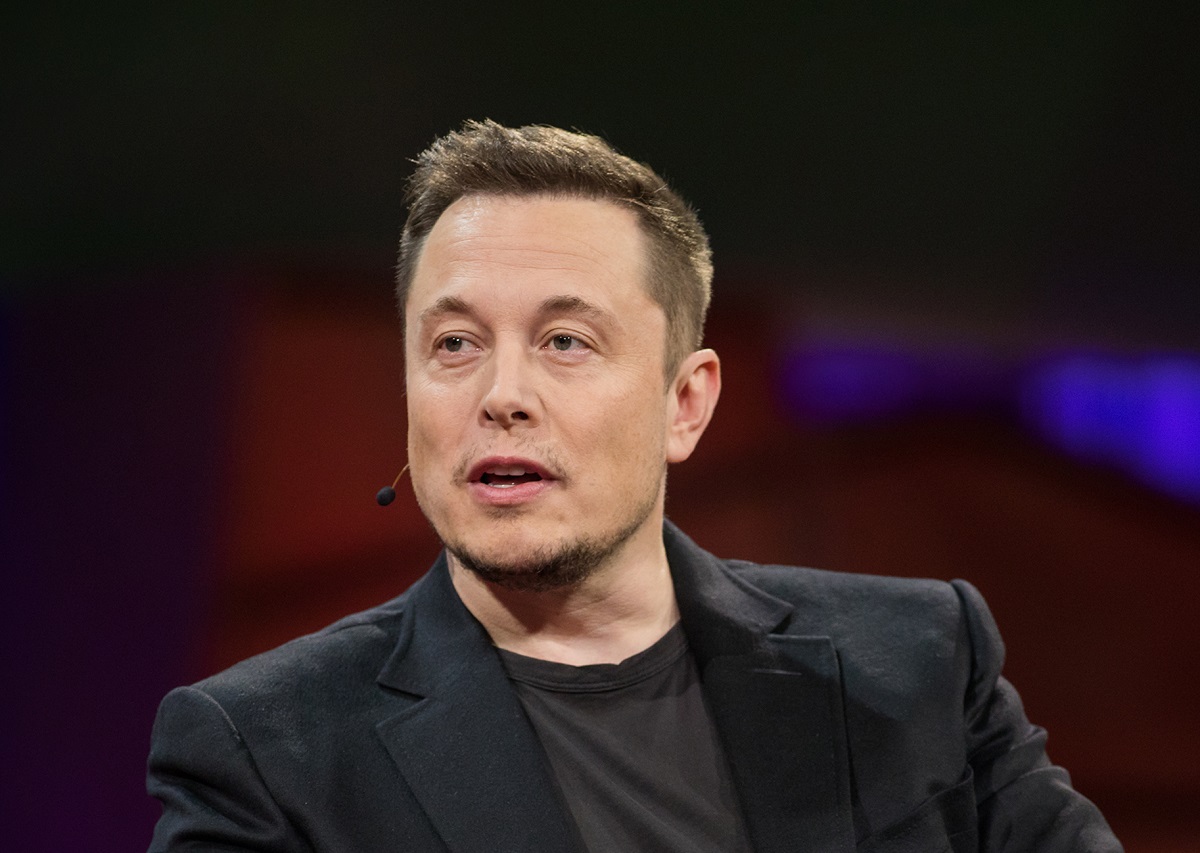 Elon Musk é um dos homens mais ricos do mundo (Foto: Divulgação / Nexofin)