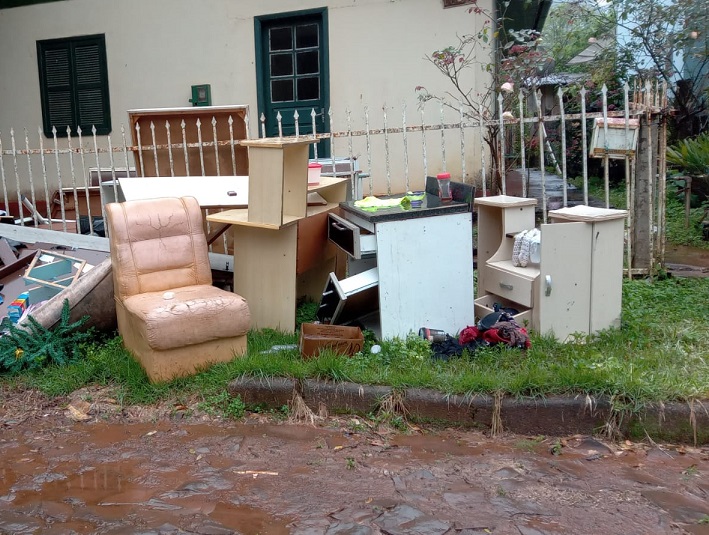 Coletas de entulhos estão suspensas até o dia 10 de janeiro  (Foto: Prefeitura de Saudades )