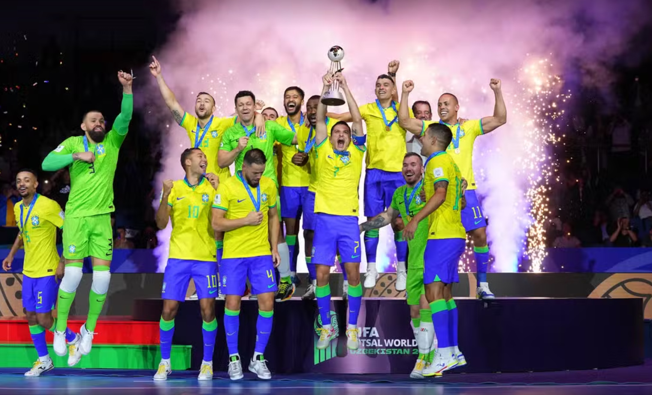 Brasil bate a Argentina e conquista a Copa do Mundo de Futsal